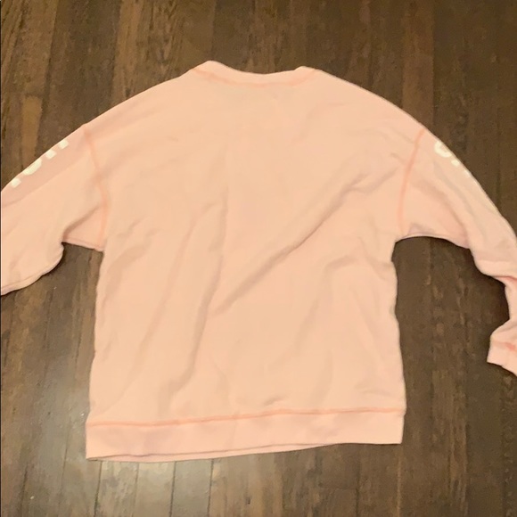 pink crewneck - Picture 2 of 4